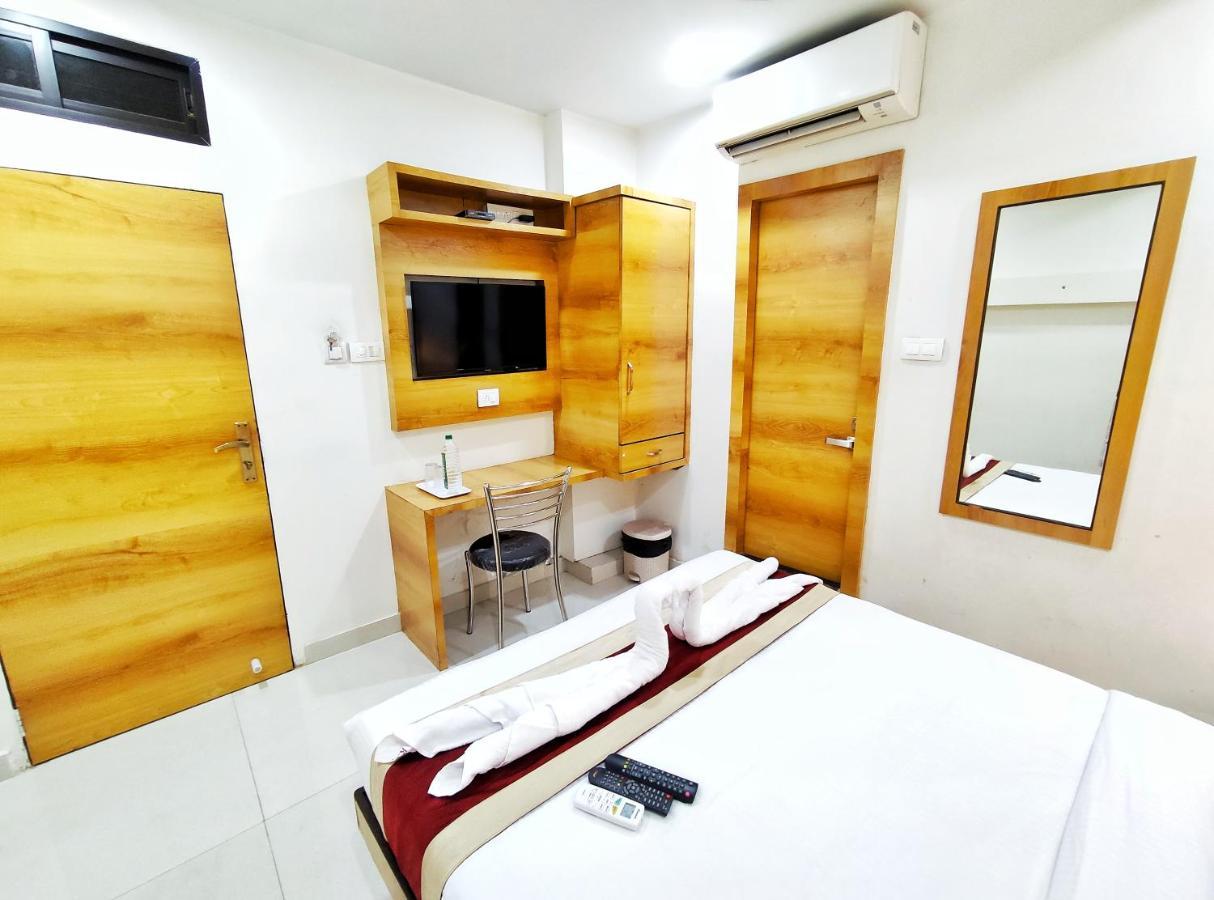 Gateway Suites Mumbai Luaran gambar